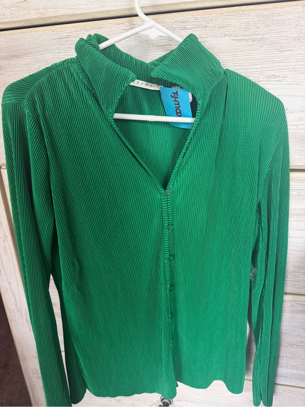 Cyrus Ribbed Emerald Green Button-Front Women's Shirt